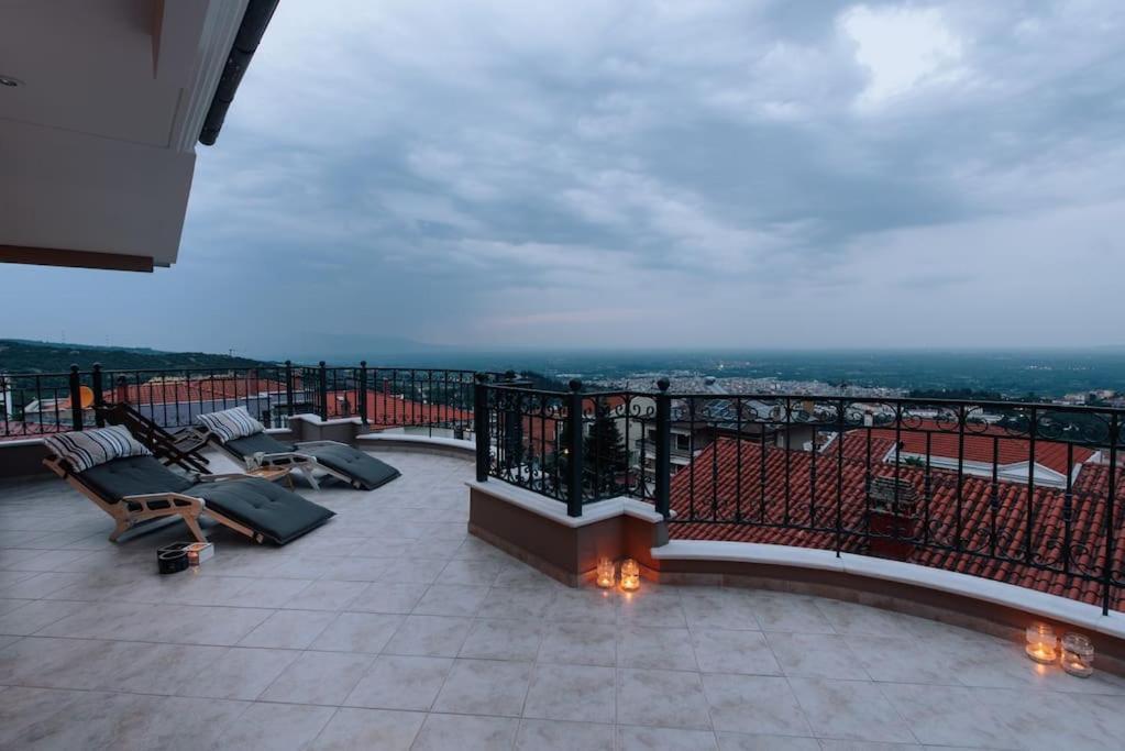 Appartamento Amazing View With Huge Balcony Veria  Esterno foto